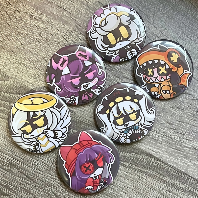 Drone Backpack - Botões de Personagens de Anime Murder